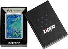 Load image into Gallery viewer, Zippo Realtree Wav3 Design Street Chrome Pocket Lighter
